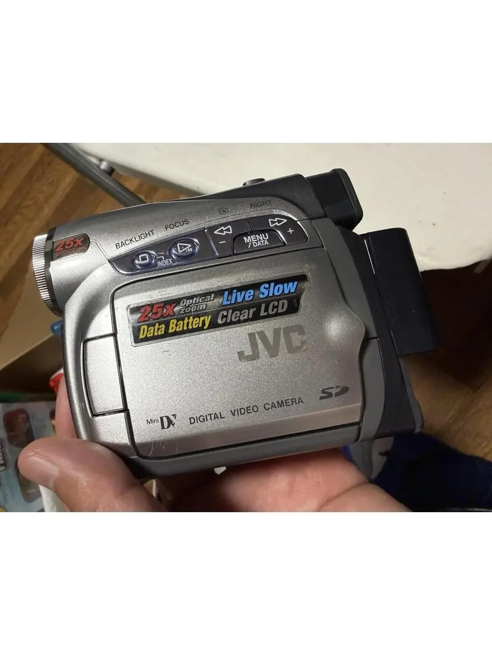 JVC PAL MiniDV Camcorder 25x Optical Zoom - Video Transfer (GR-D275U) With Manua